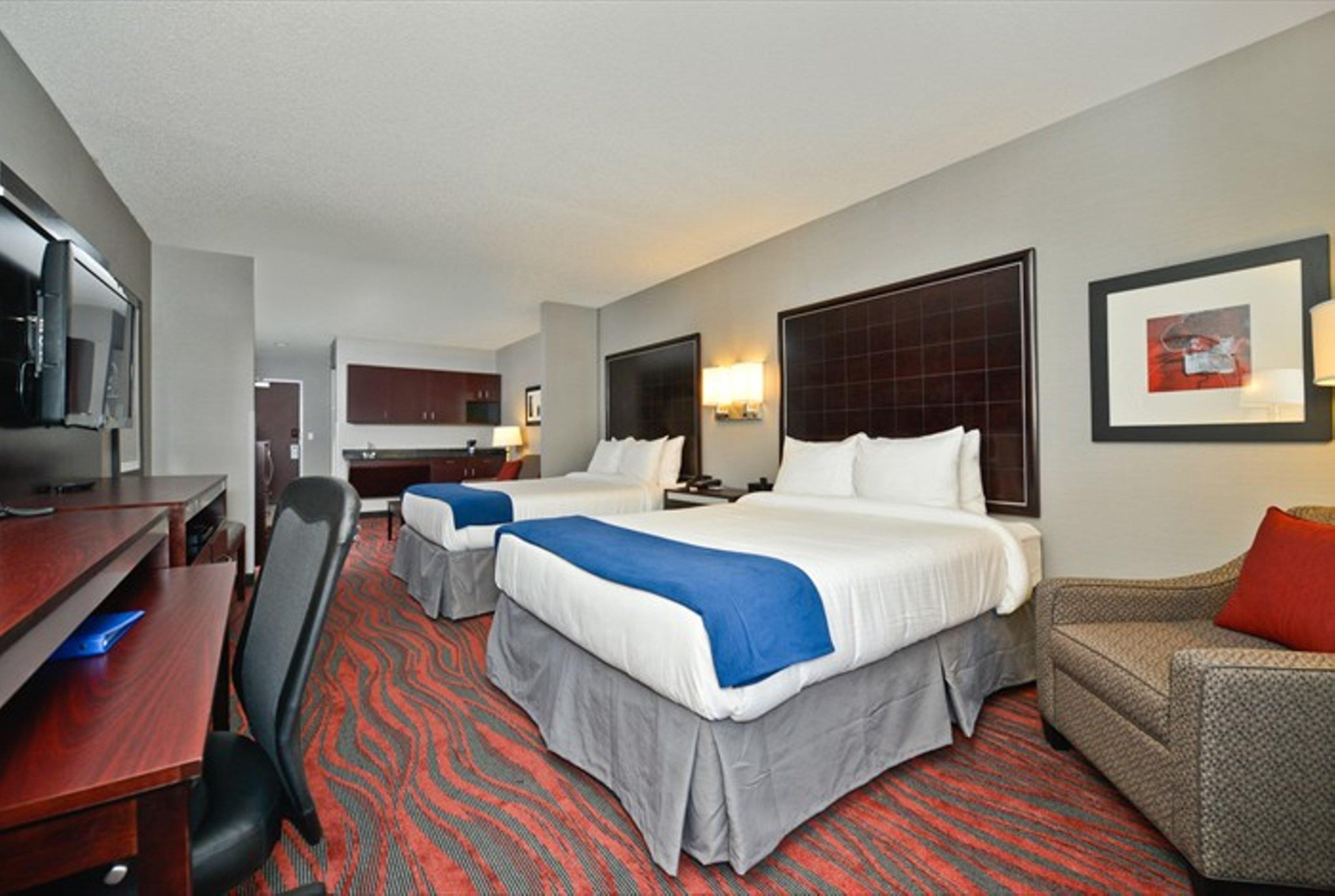 Express & By Ihg 2*