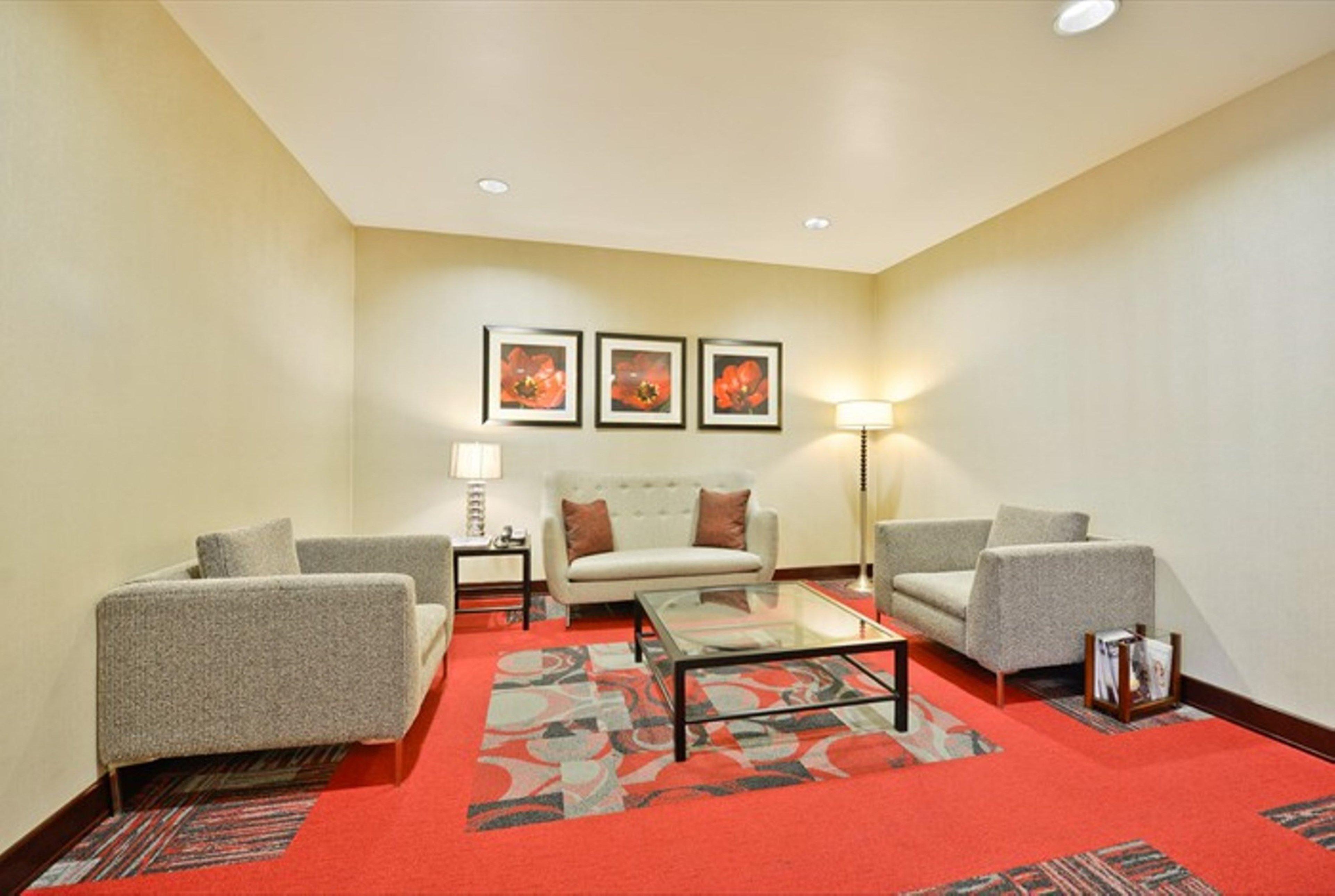 Express & By Ihg Utica