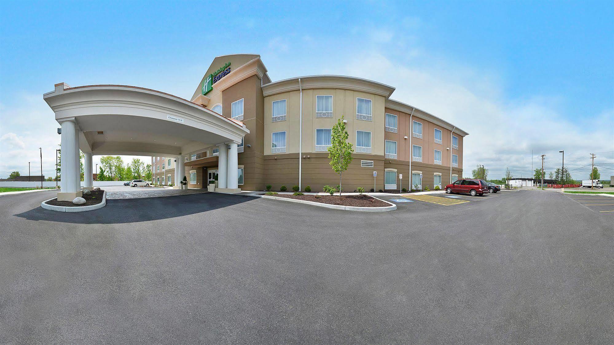 Express & By Ihg 2*