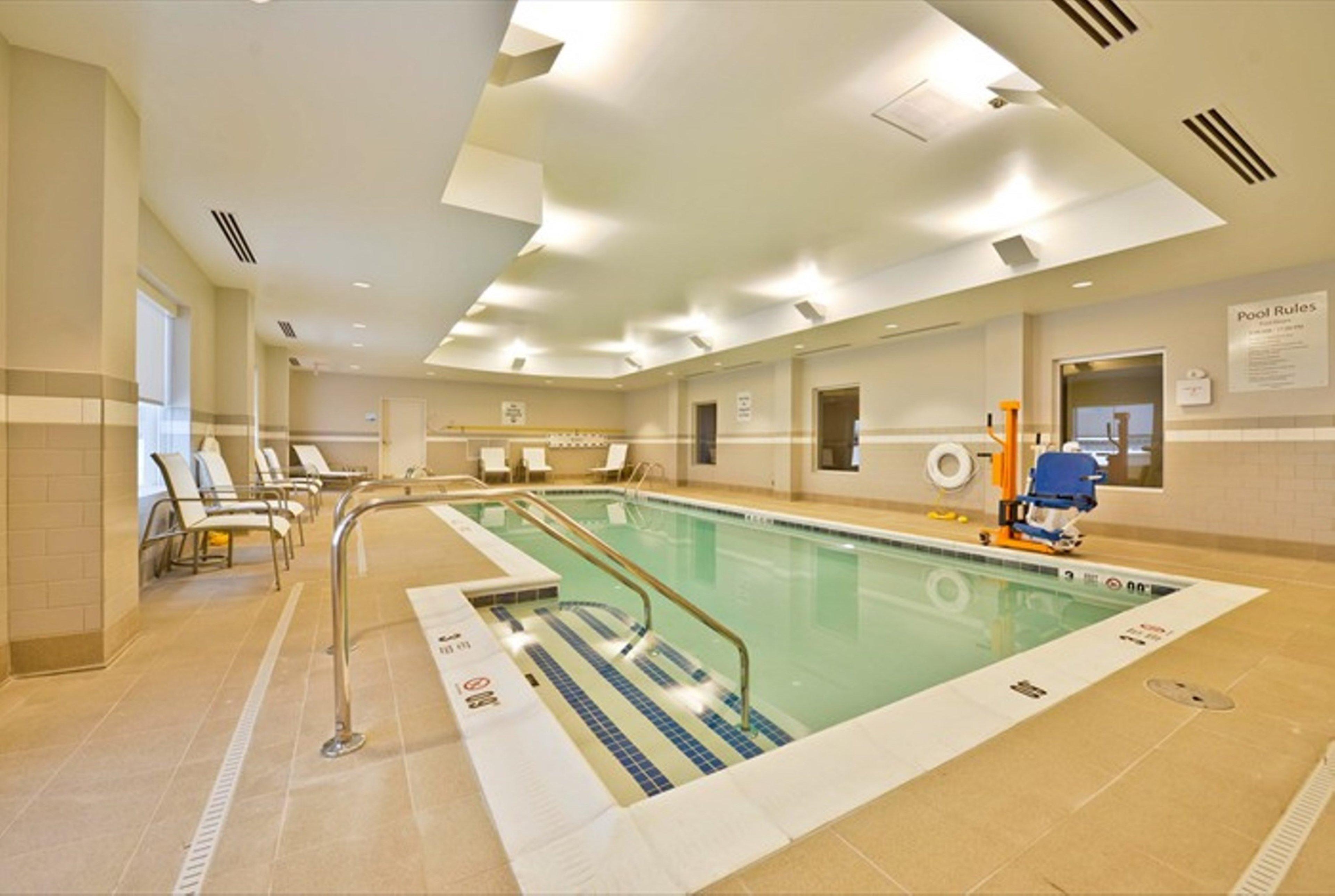 Express & By Ihg Hotel 2*